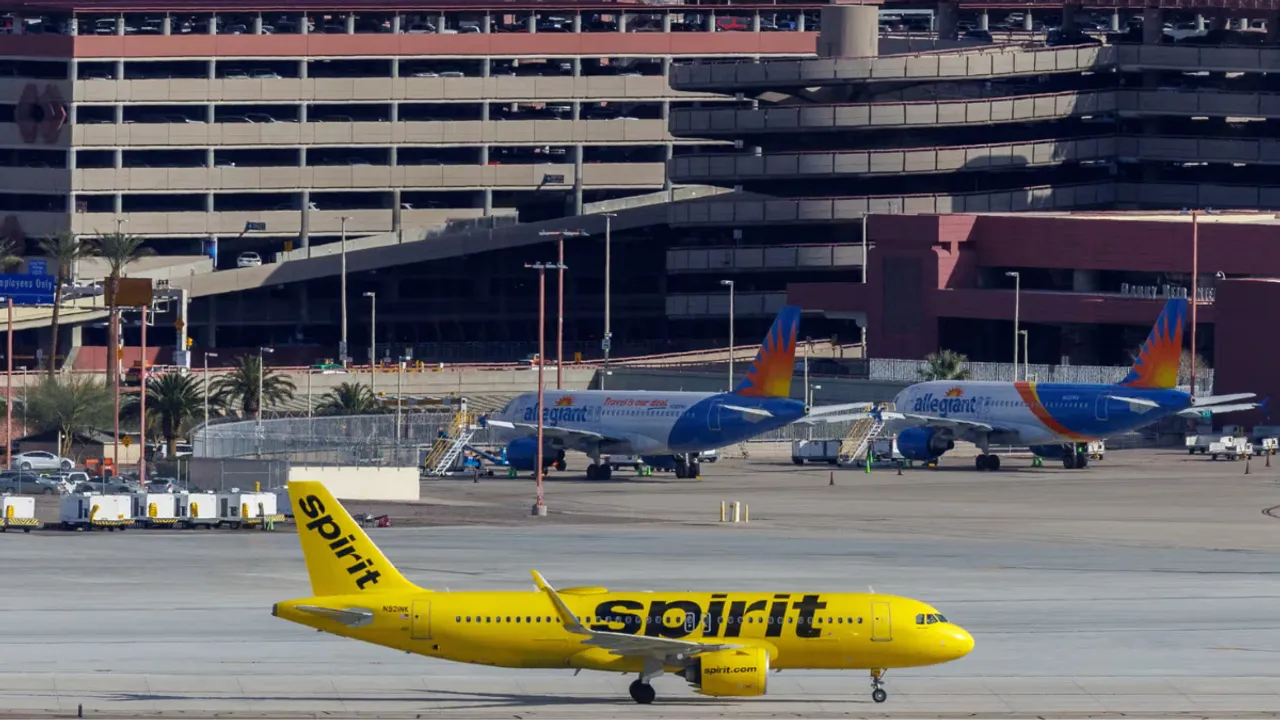  Spirit Airlines chaos Photograph:(X) 