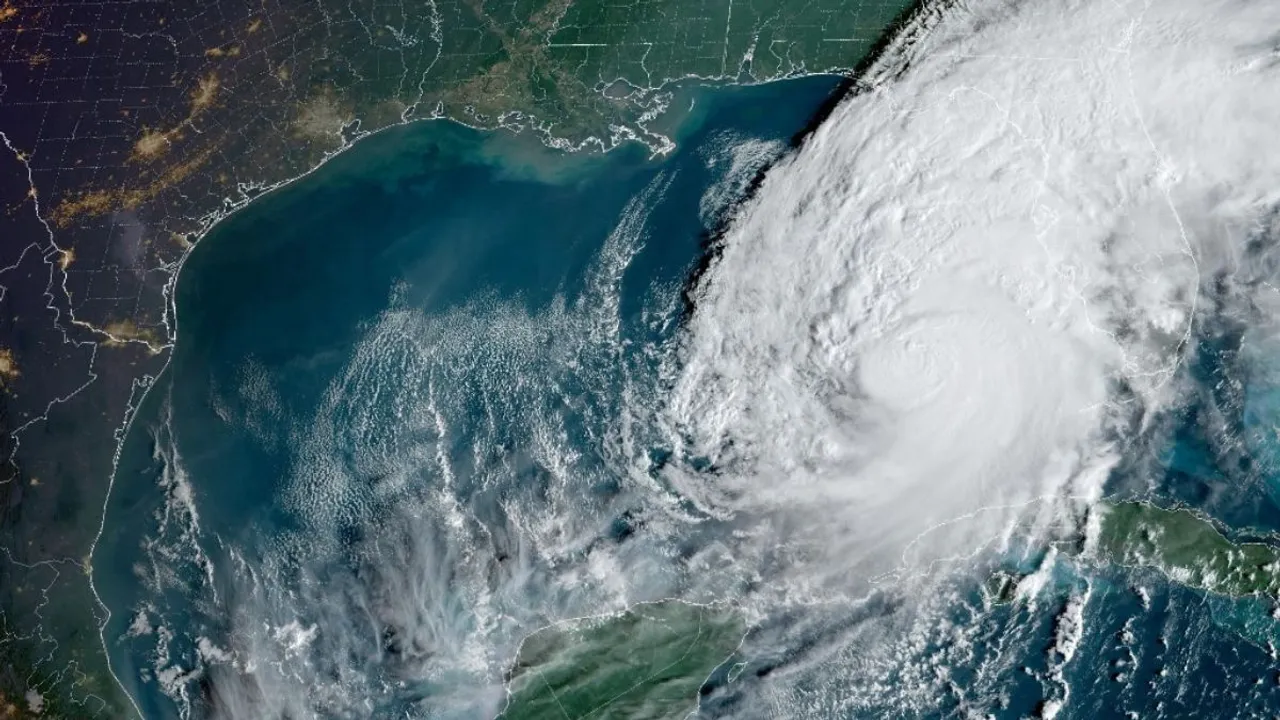 Hurricane Milton Photograph:(AFP) 