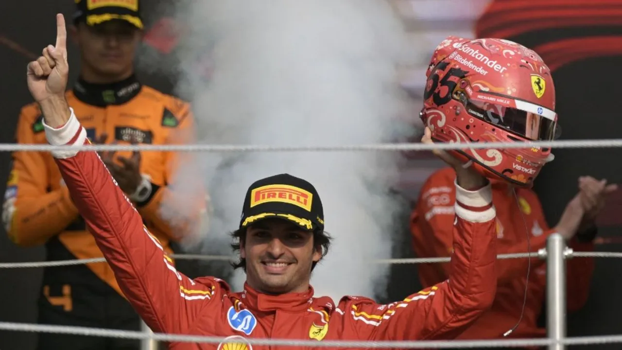  F1 Sainz wins Mexico Grand Prix as Verstappen penalised for ‘ridiculous’ move Photograph:(AFP) 