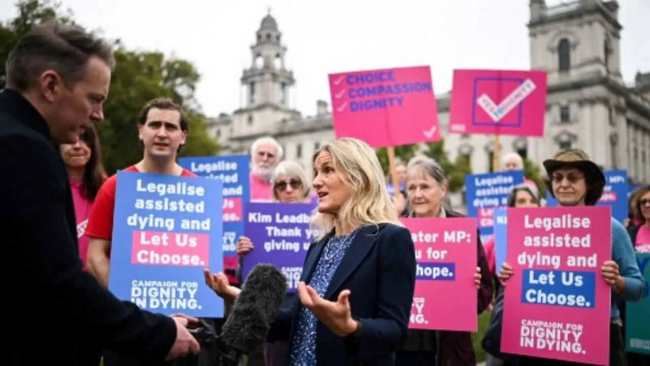  Euthanasia in UK Photograph:(AFP) 