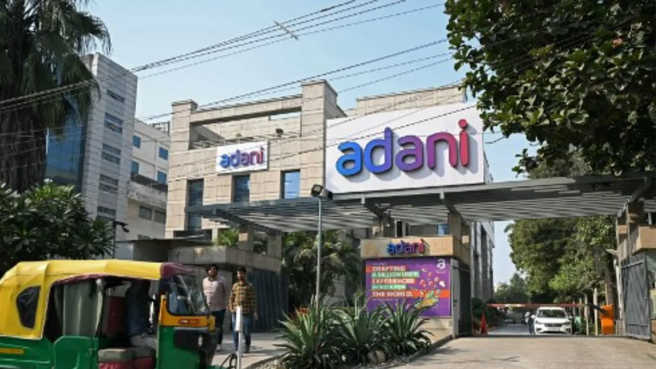  Adani Green denies US anti-corruption law violation by Gautam and Sagar Adani Photograph:(AFP) 