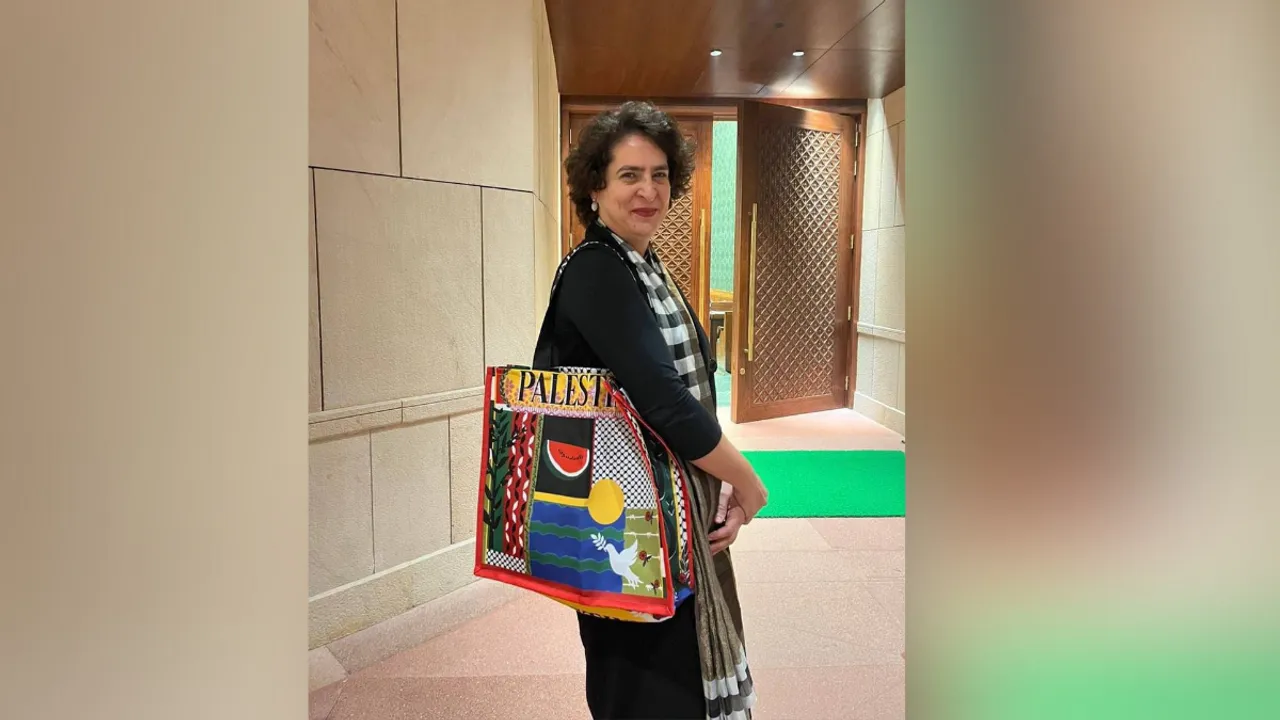  Congress MP Priyanka Gandhi Vadra with bag emblazoned "Palestine". Photograph:(X) 