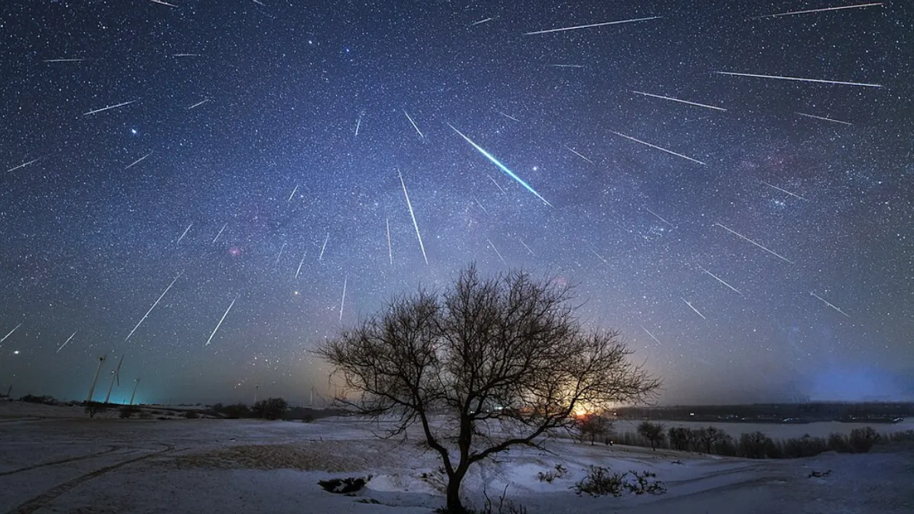 Skygazing guide 2025 parade, meteor showers and more in store in new year