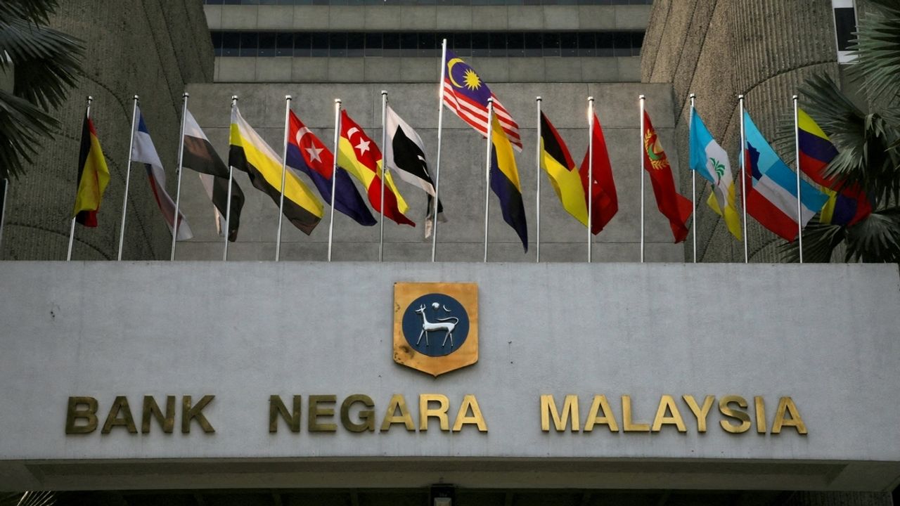 Malaysia's Central Bank to Address Google's Misquoted Ringgit Exchange Rate, Seeks Clarification