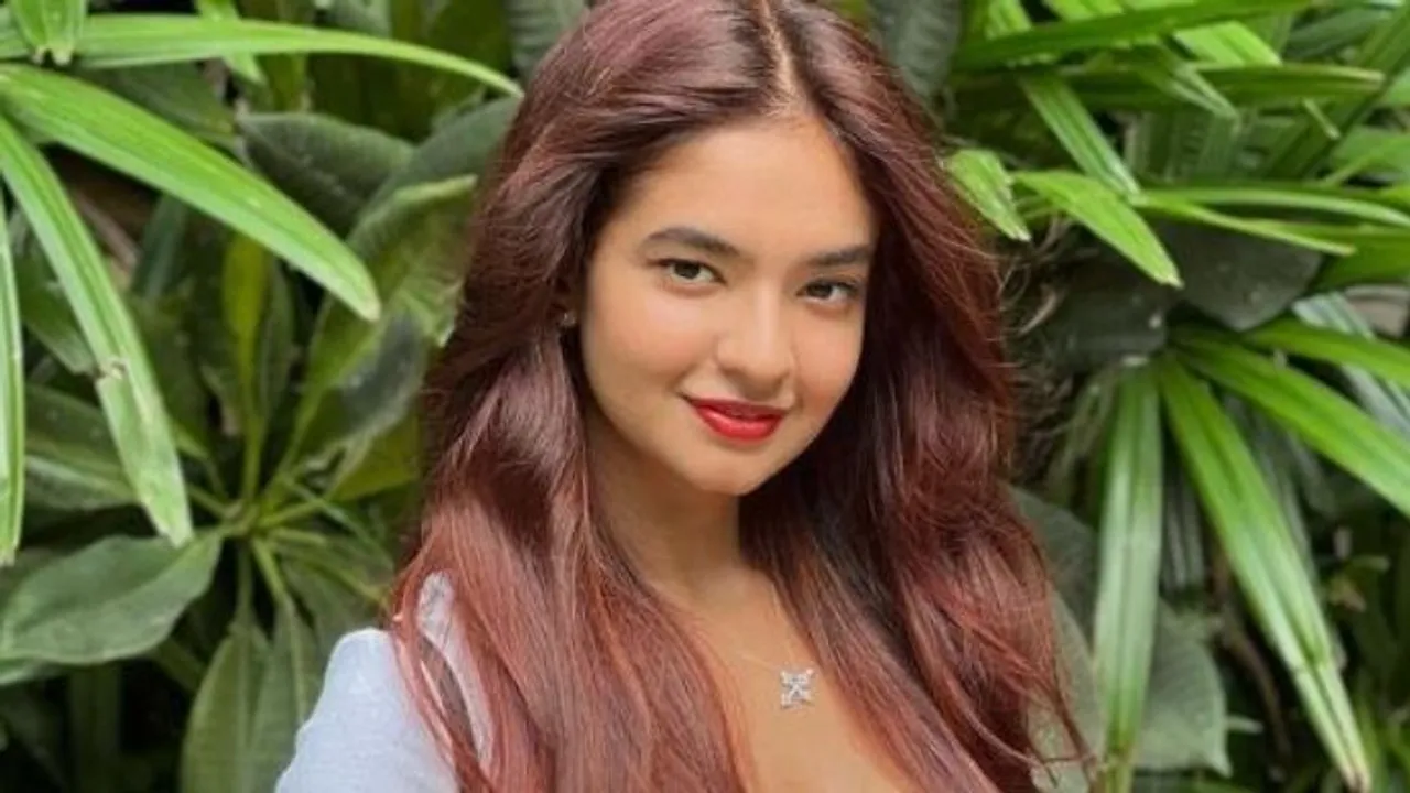 Anushka Sen Turns 20: टीवी एक्टर अनुष्का पेरिस में मना रही हैं जन्मदिन