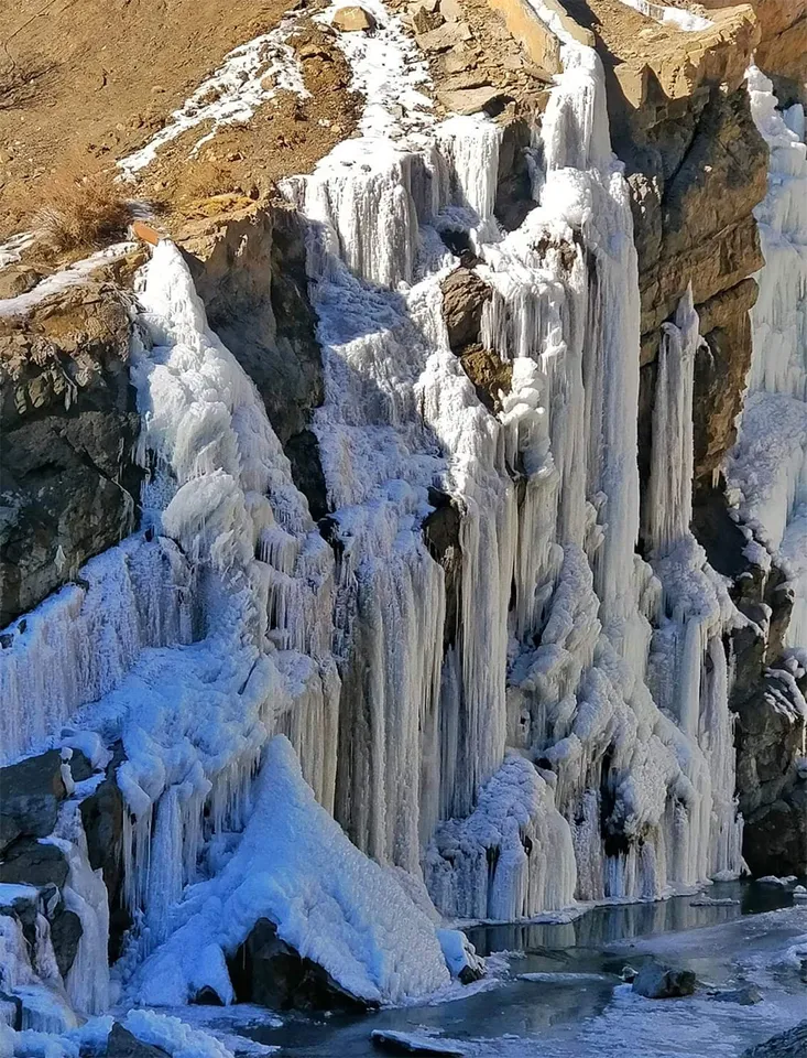 frozen lingti waterfall