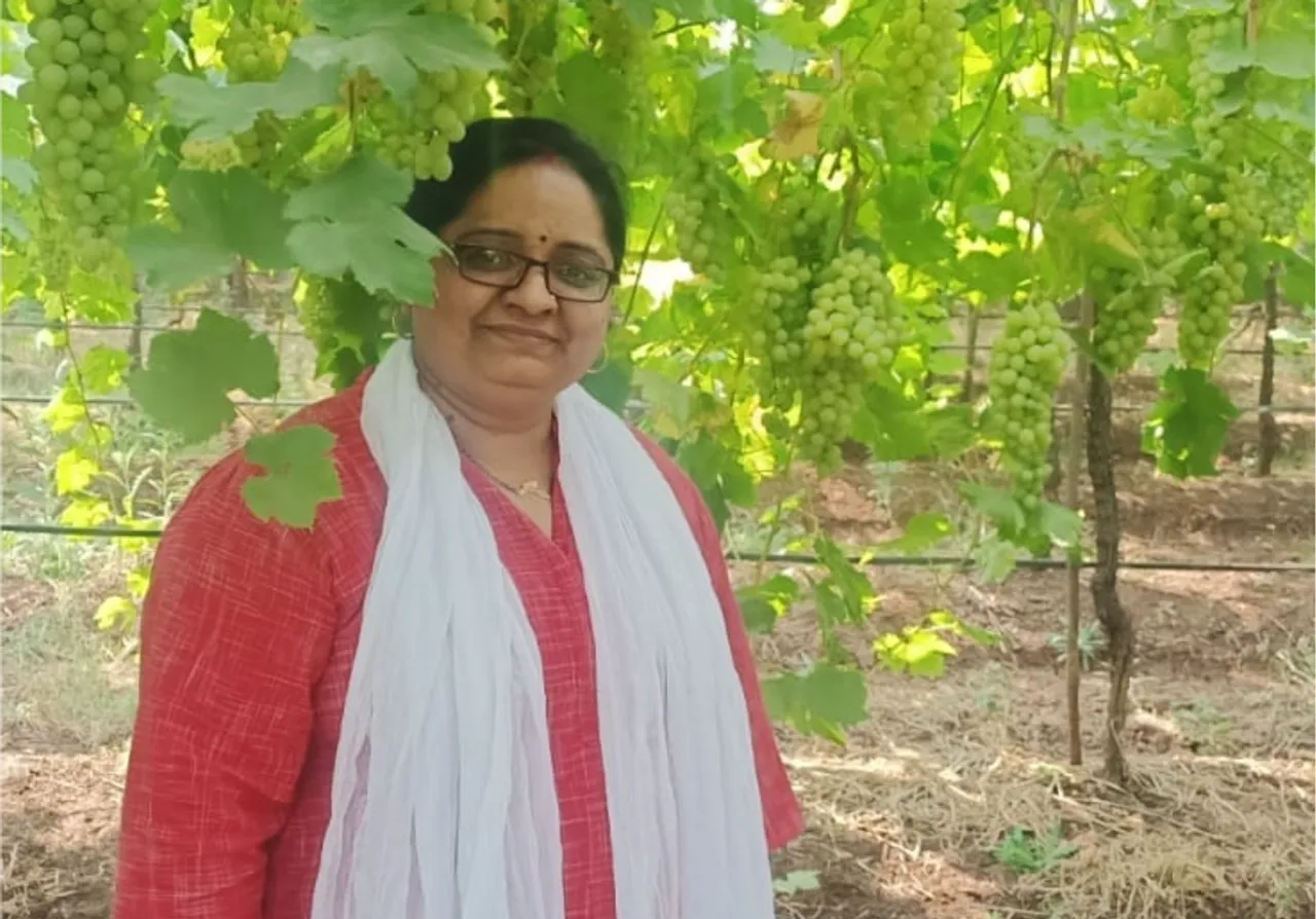 Pratibha Tiwari helps farmers switch from chemical to organic farming and takes their produce to the market