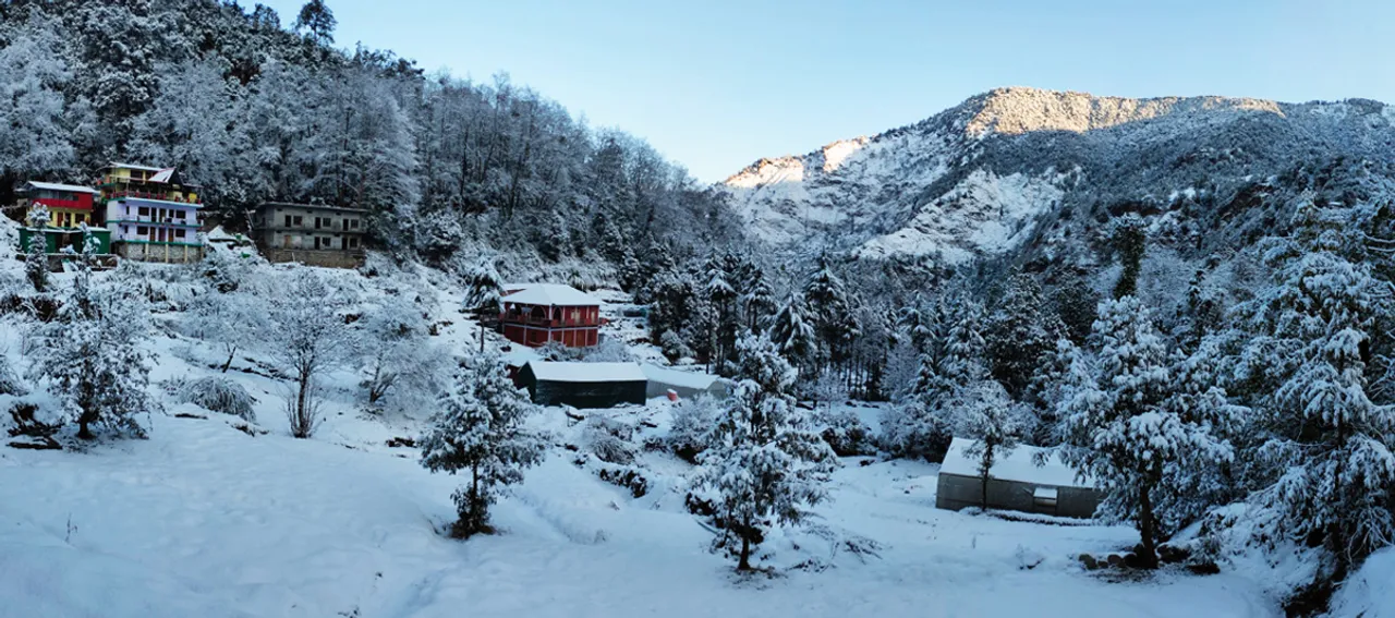 Chopta in the Garhwal Himalayas has a salubrious climate throughout the year