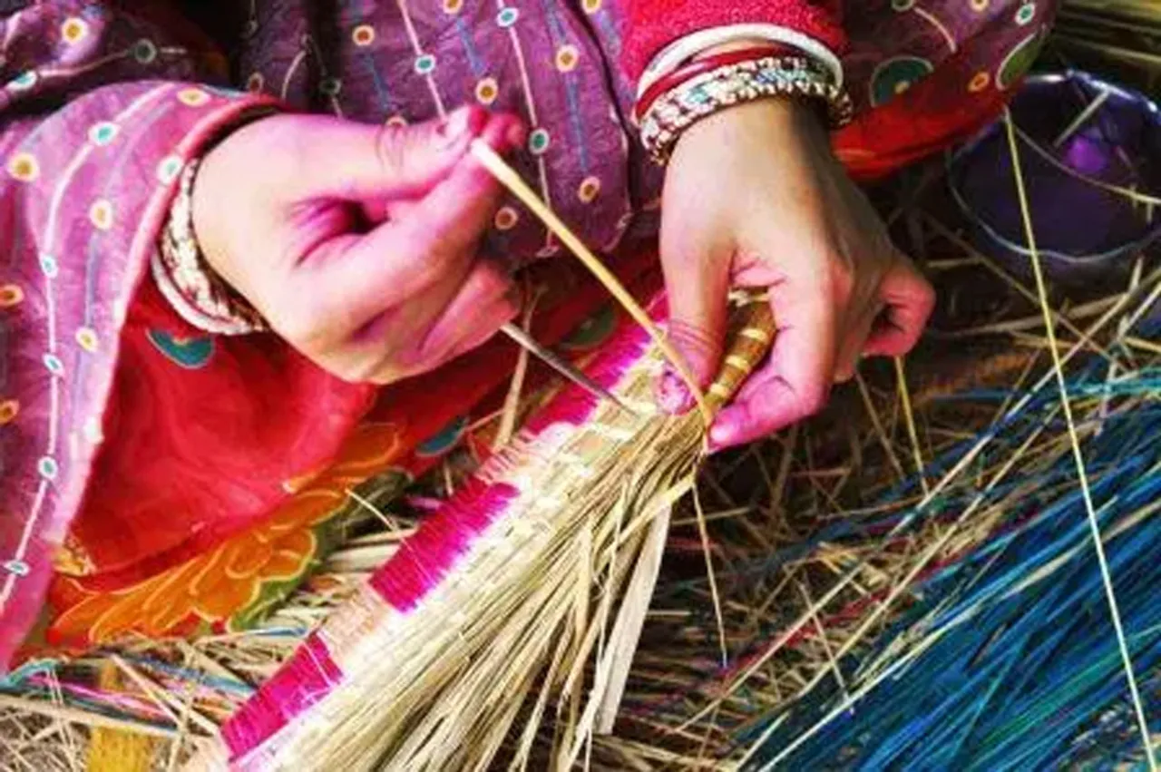Bihar’s Sikki grass craft finds global market amid rising demand for eco-friendly artifacts