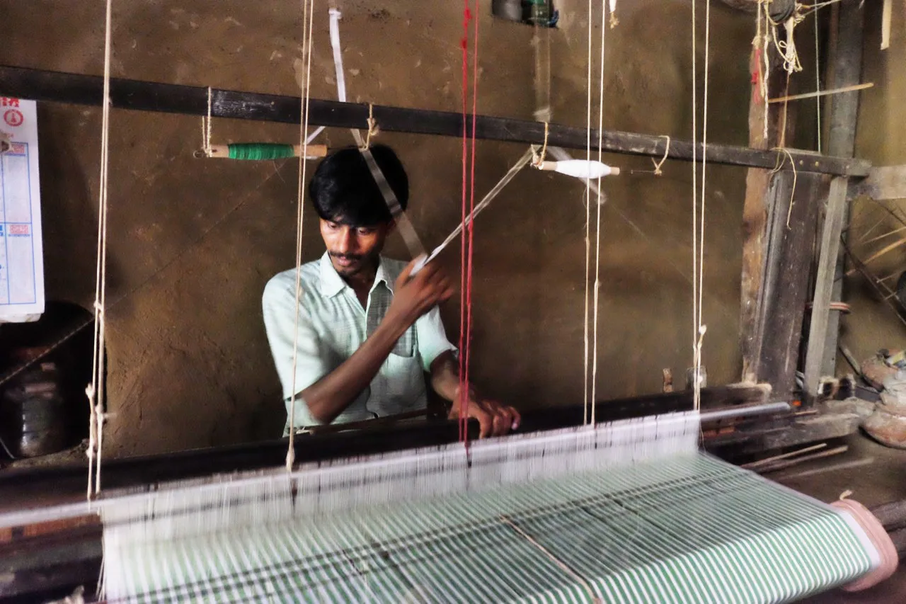 How this Bengal family is reviving traditional muslin weaving using organic cotton