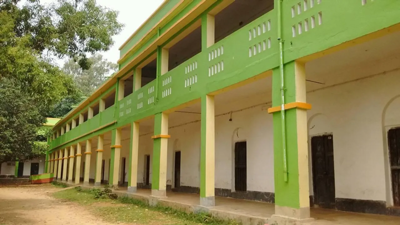 This 100-year-old Bengal school remains open on Sundays to continue its anti-British rule legacy