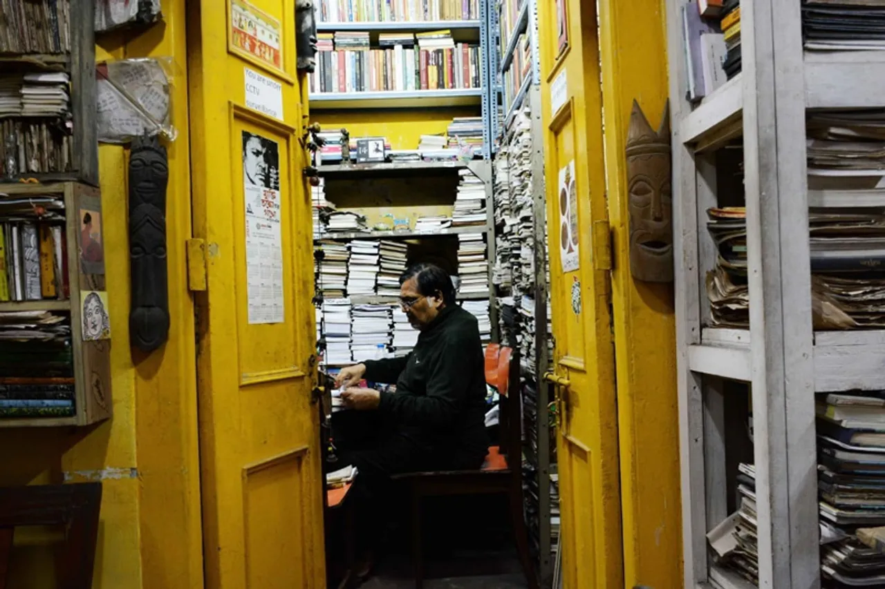 Kolkata Little Magazine Library: one-man effort to preserve rare books & periodicals