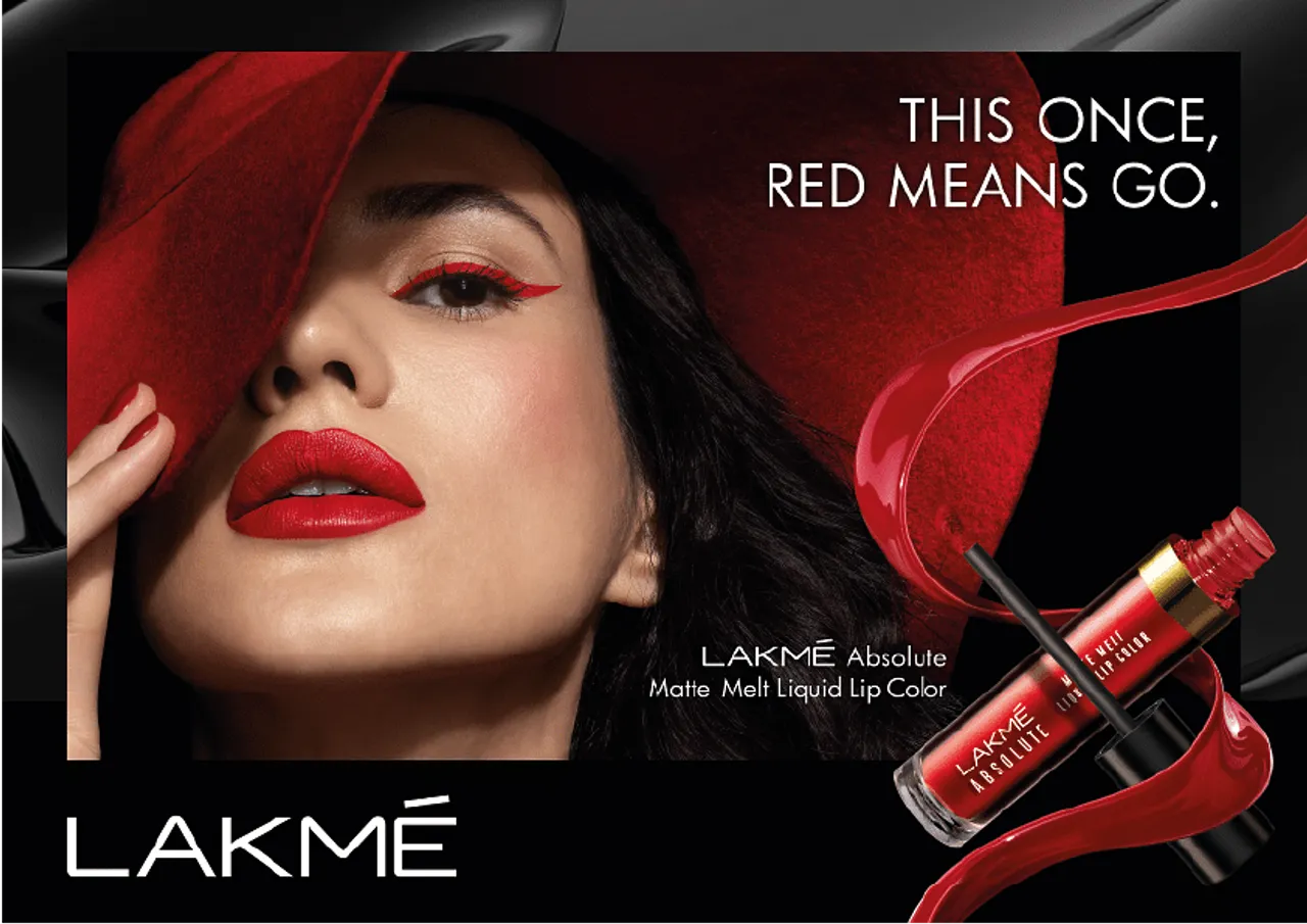 Lakmé hits the runway with its new campaign #UnapologeticallyMÉ
