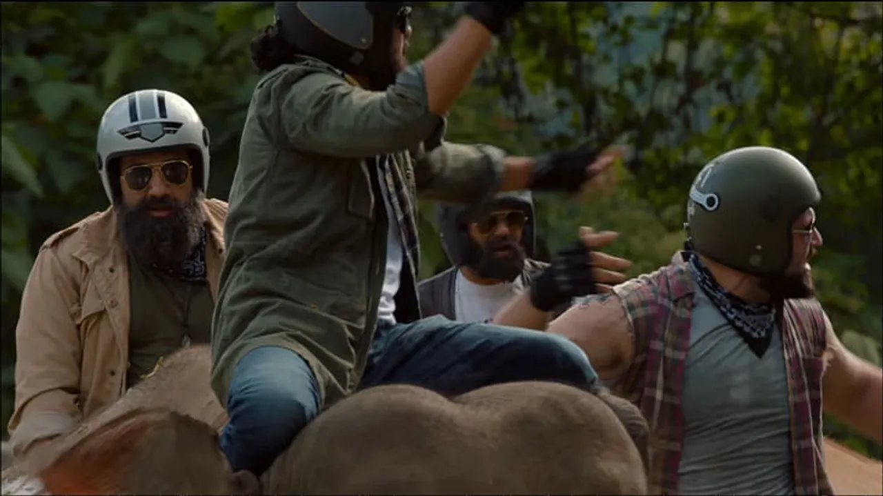 afaqs! Creative Showcase: New "Haathi mat paalo..." ads