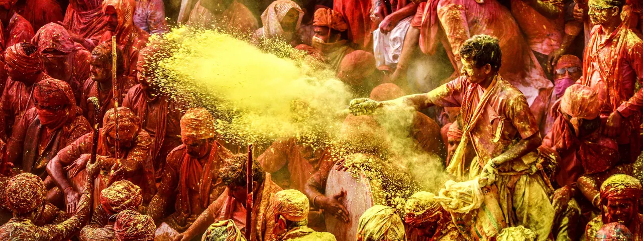 vrindavan-holi