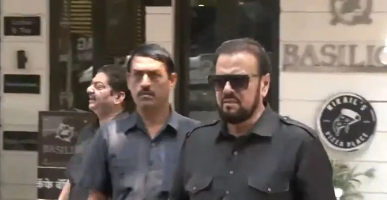 abu azmi a