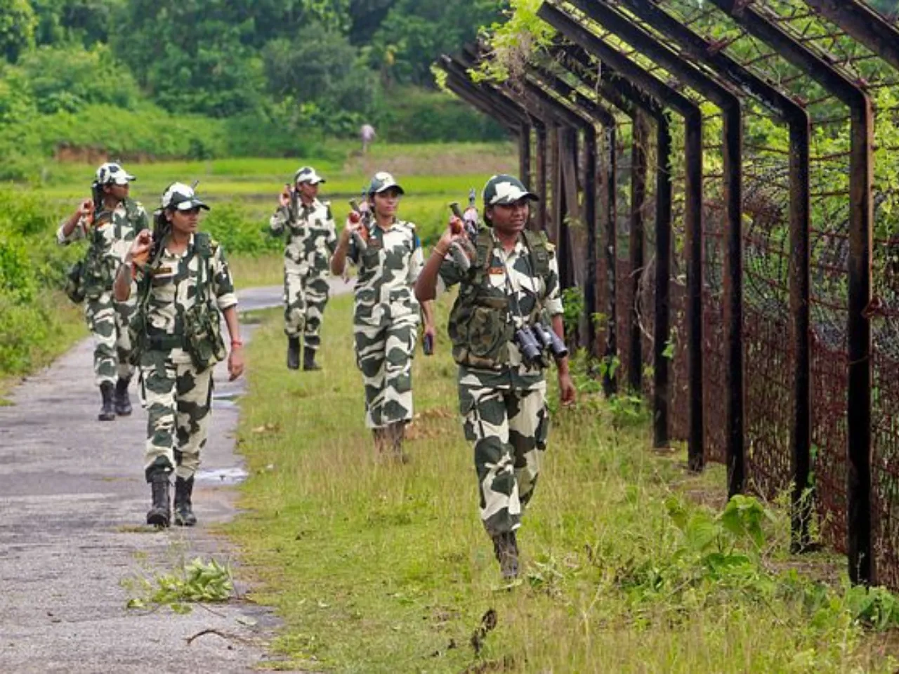 চোরাচালান রুখতে নাইট ভিশন ড্রোন ক্যামেরার সাহায্য BSF-এর