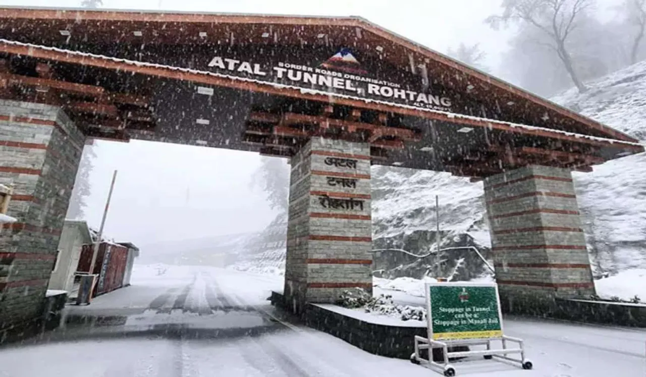 himachal-pradesh-atal-tunnel-in-manali-receives-fresh-snowfall-hill-turns-pearly-white-watch.jpg