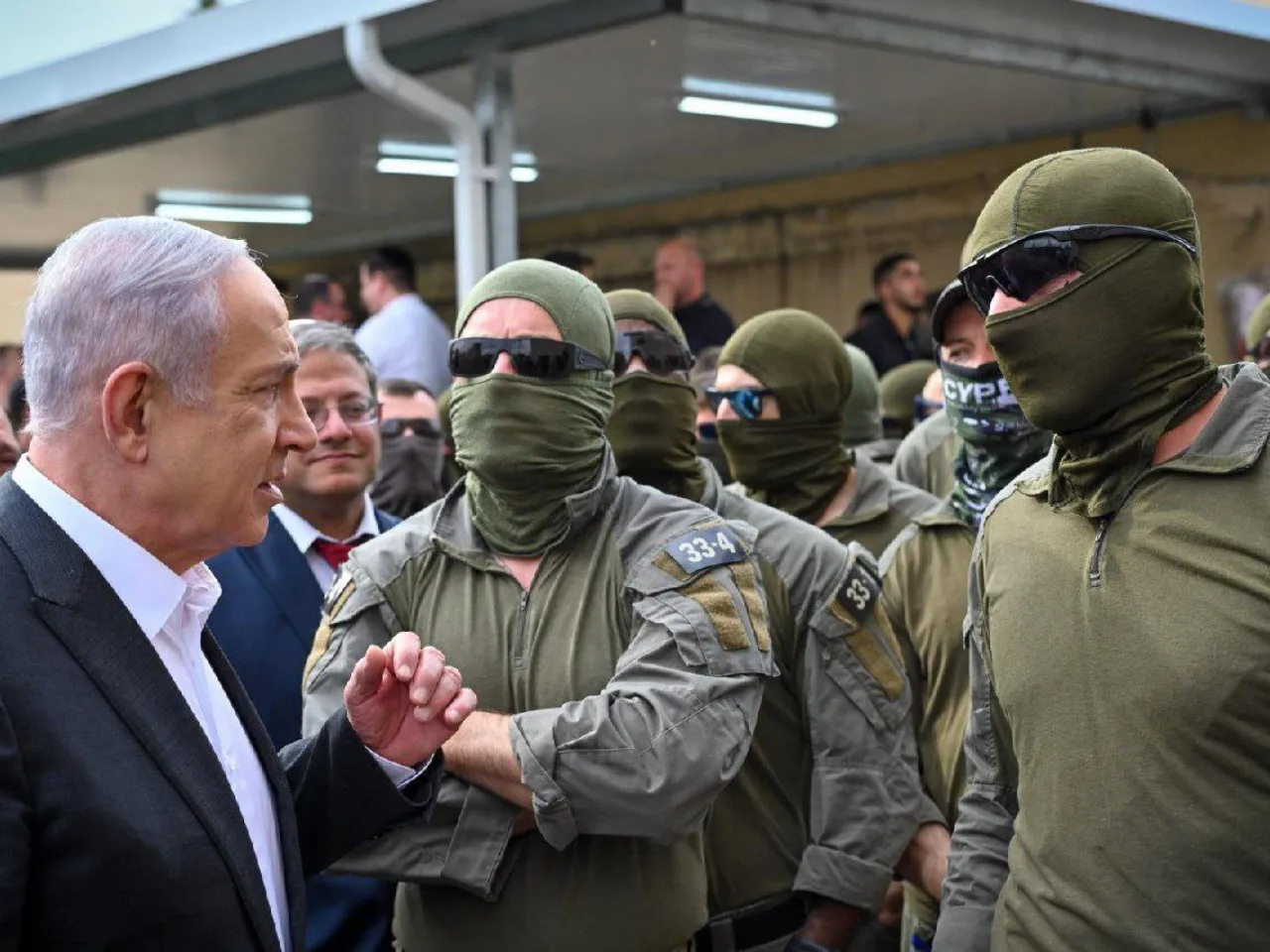 israel army and pm.jpg