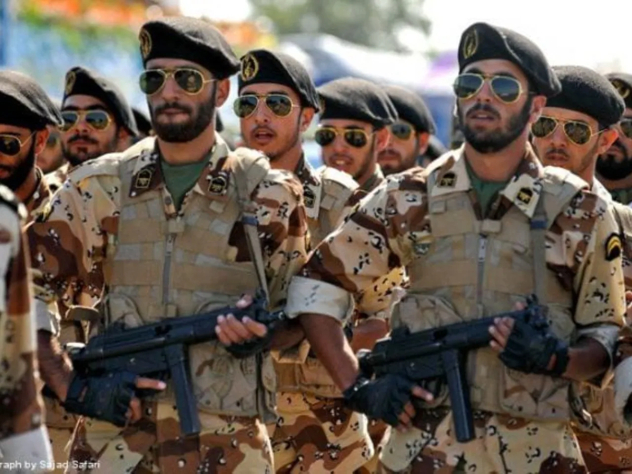 iran army.jpg