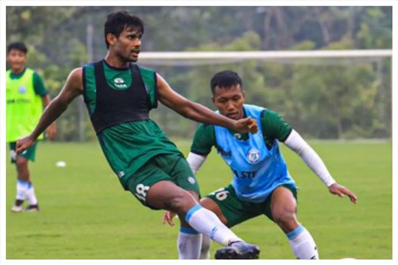 ISL: টিকিট মূল্যে পাওয়া যাচ্ছে বিশেষ ছাড়!