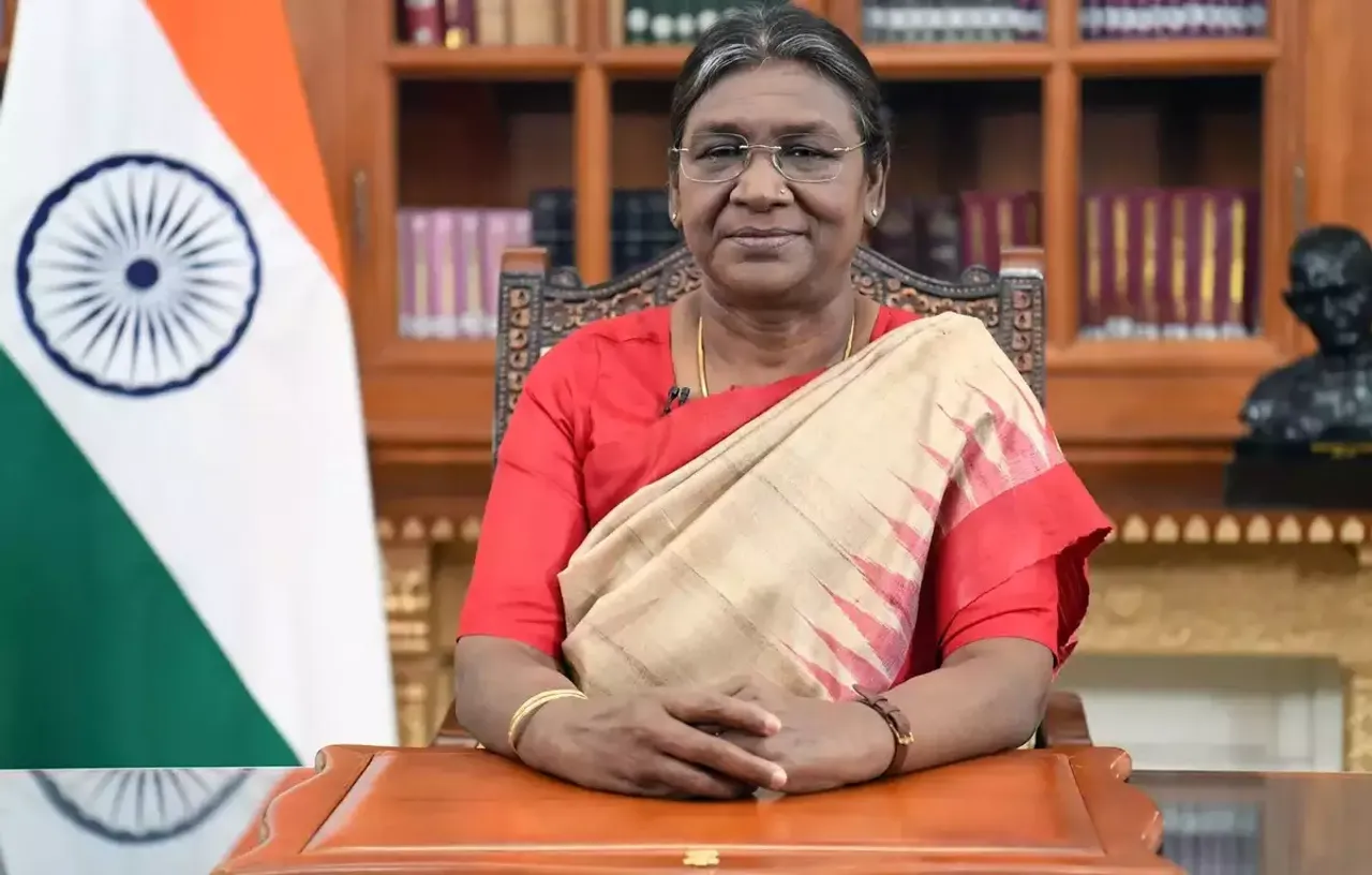 President Droupadi Murmu Confers Padma Awards