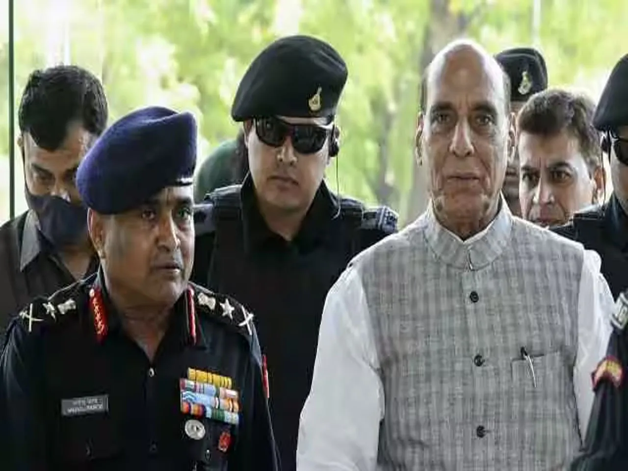 Militant attack! Defence Minister Rajnath Singh rushed to Jammu