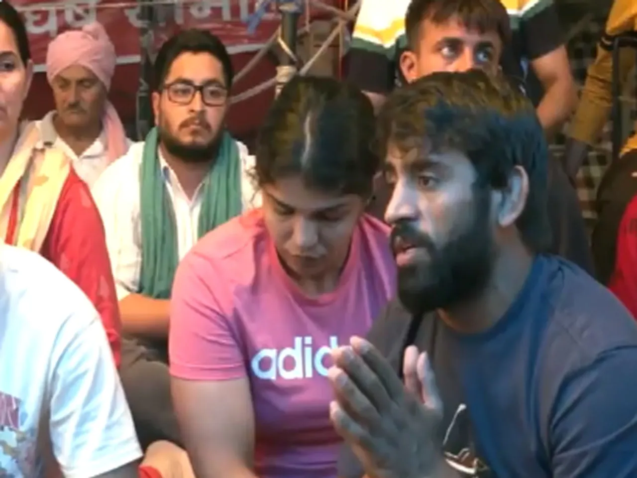 We will return all the medals & awards to the Govt: Bajrang Punia