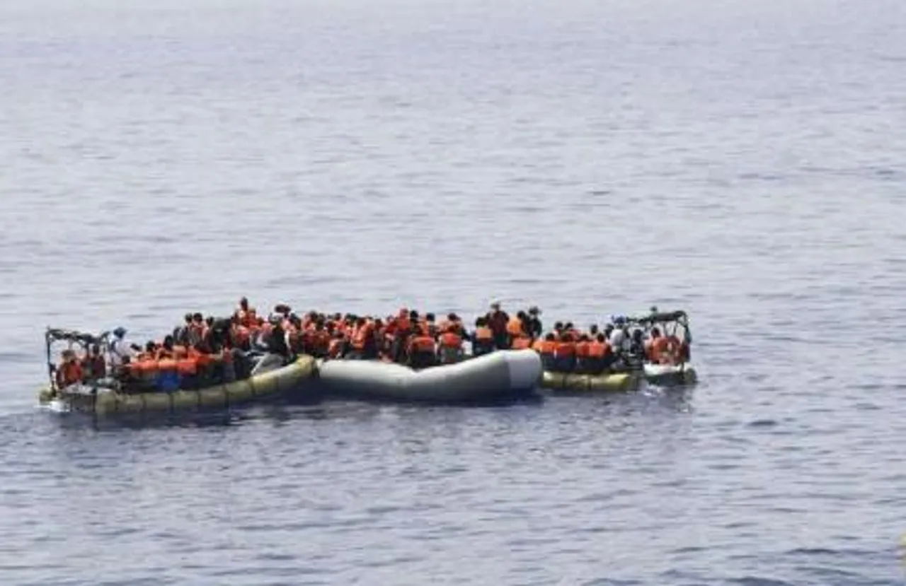 30 migrants missing, 17 rescued after boat capsizes in central Mediterranean