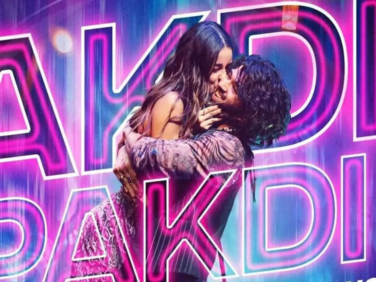 Akdi Pakdi to hit over 13 million views in 20 hours