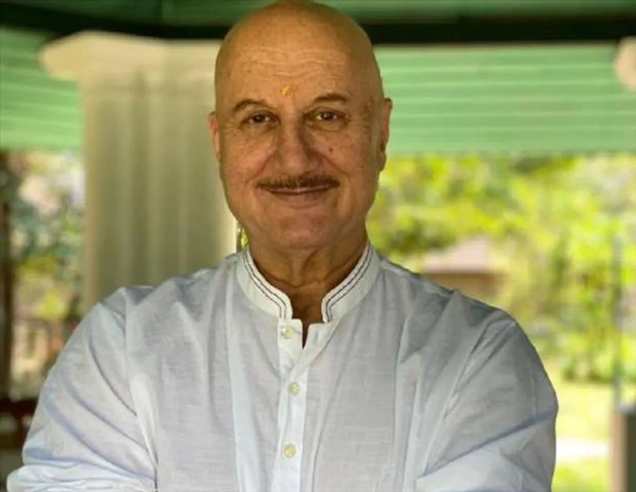 Anupam kher joins ‘ Emergency’ cast .