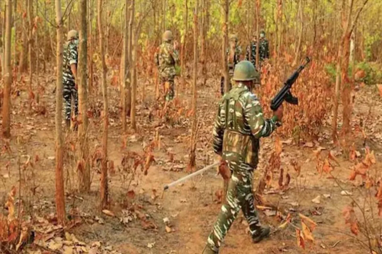 Gunfight started between Security forces and Naxals