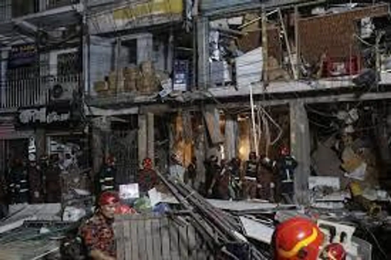 Massive explosion in Bangladesh: 15 killed