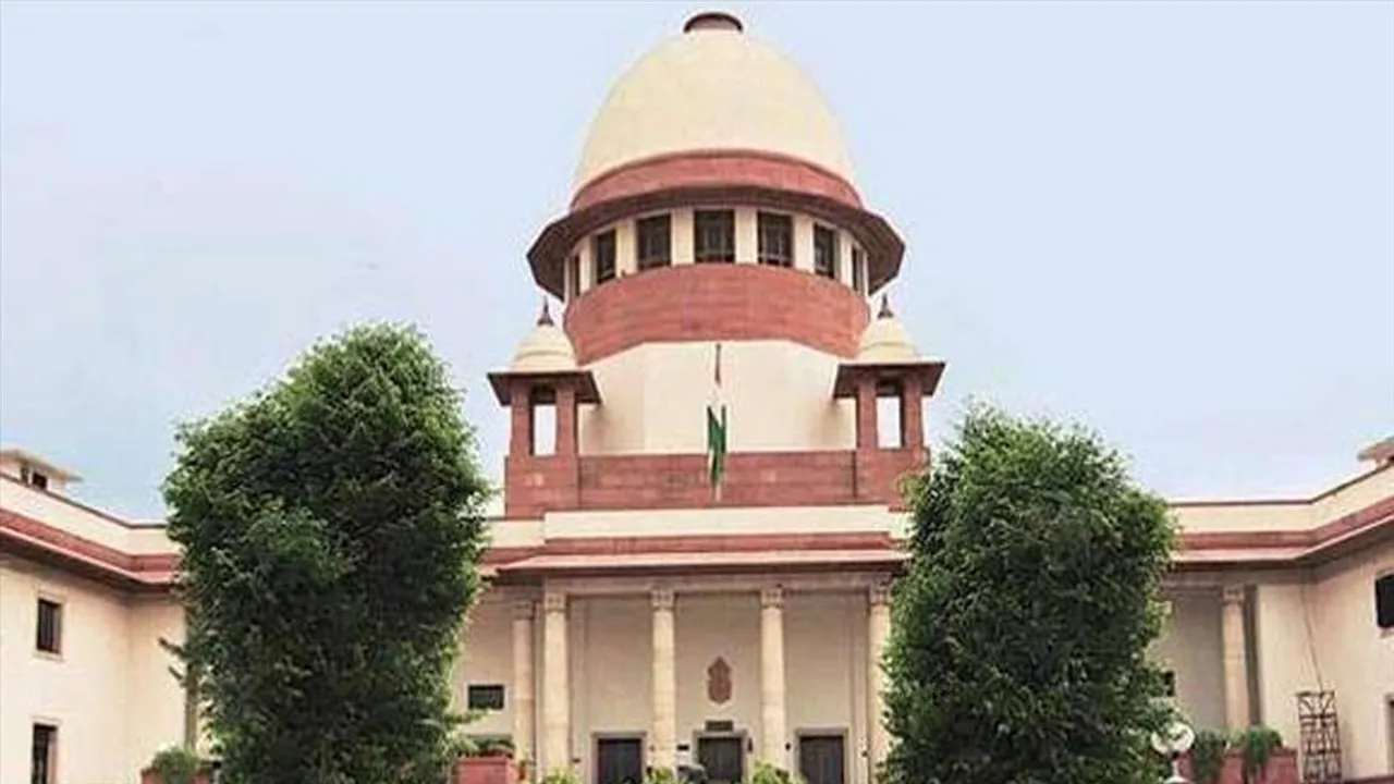 ​Central Govt requests Supreme Court to hear urgently the case relating EWS in NEET