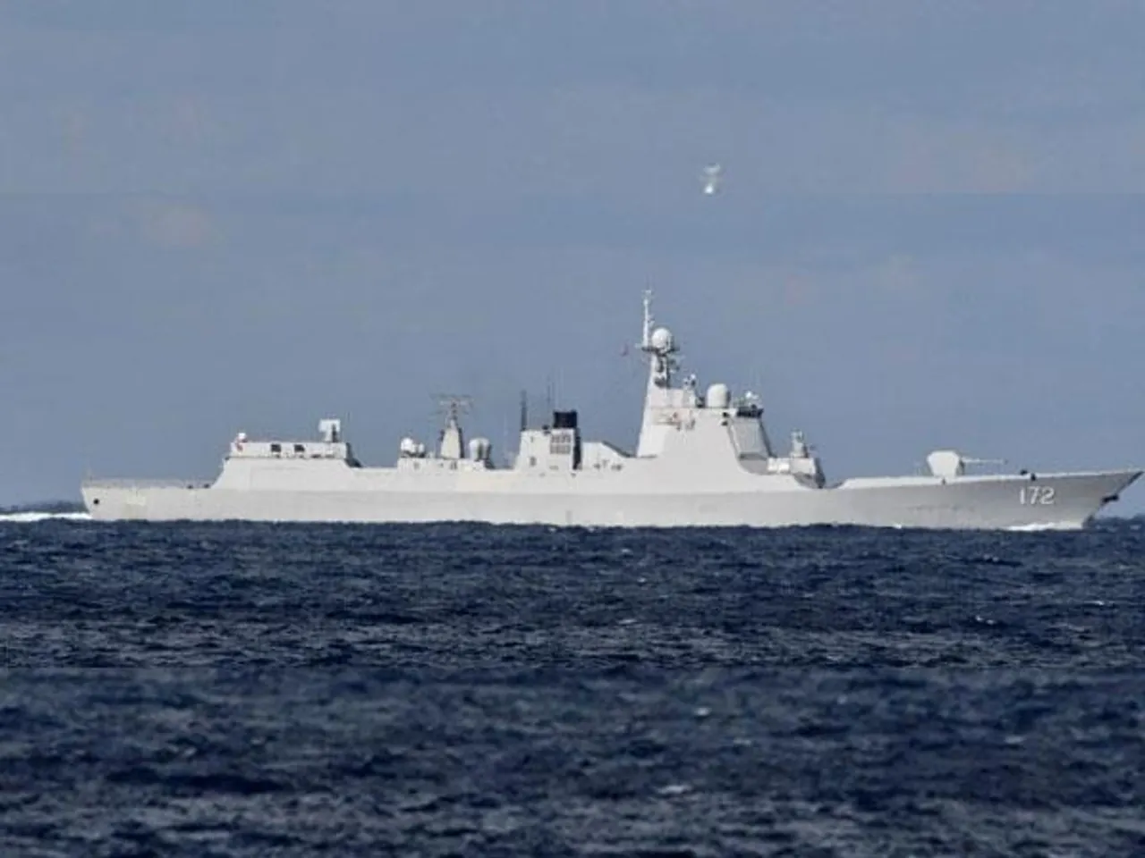 Chinese ships enter Japanese waters