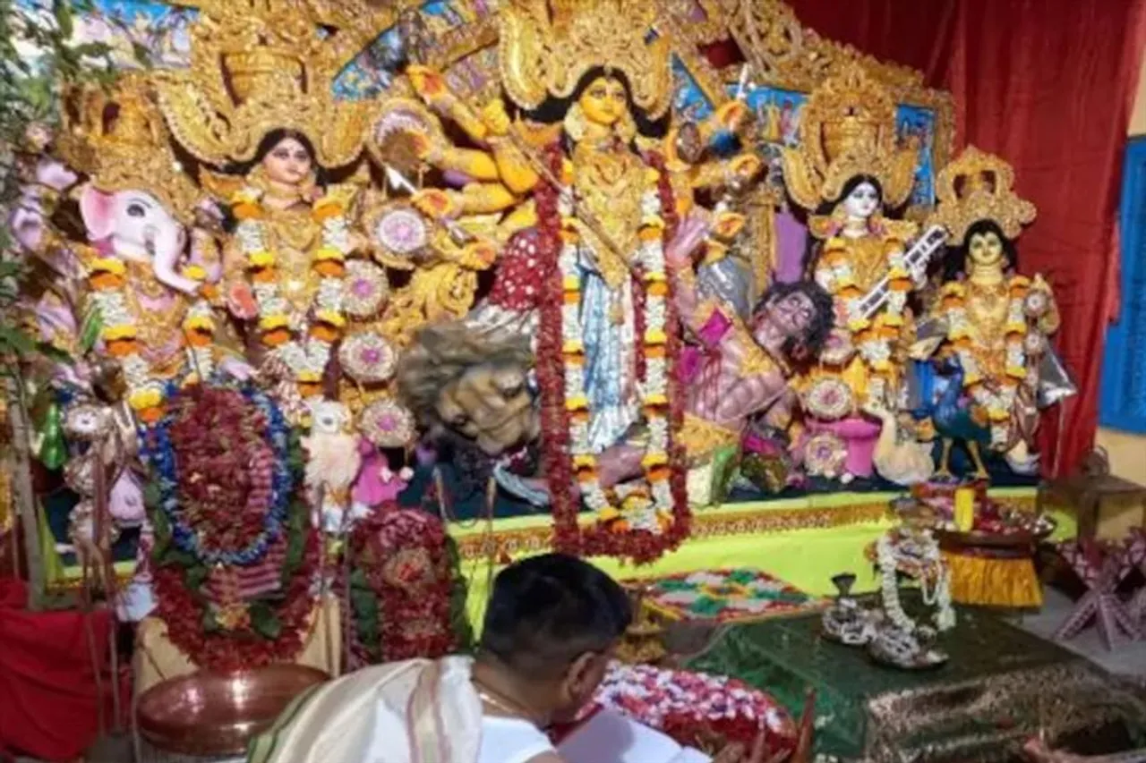 Badan Chandra Roy family's Durga Puja