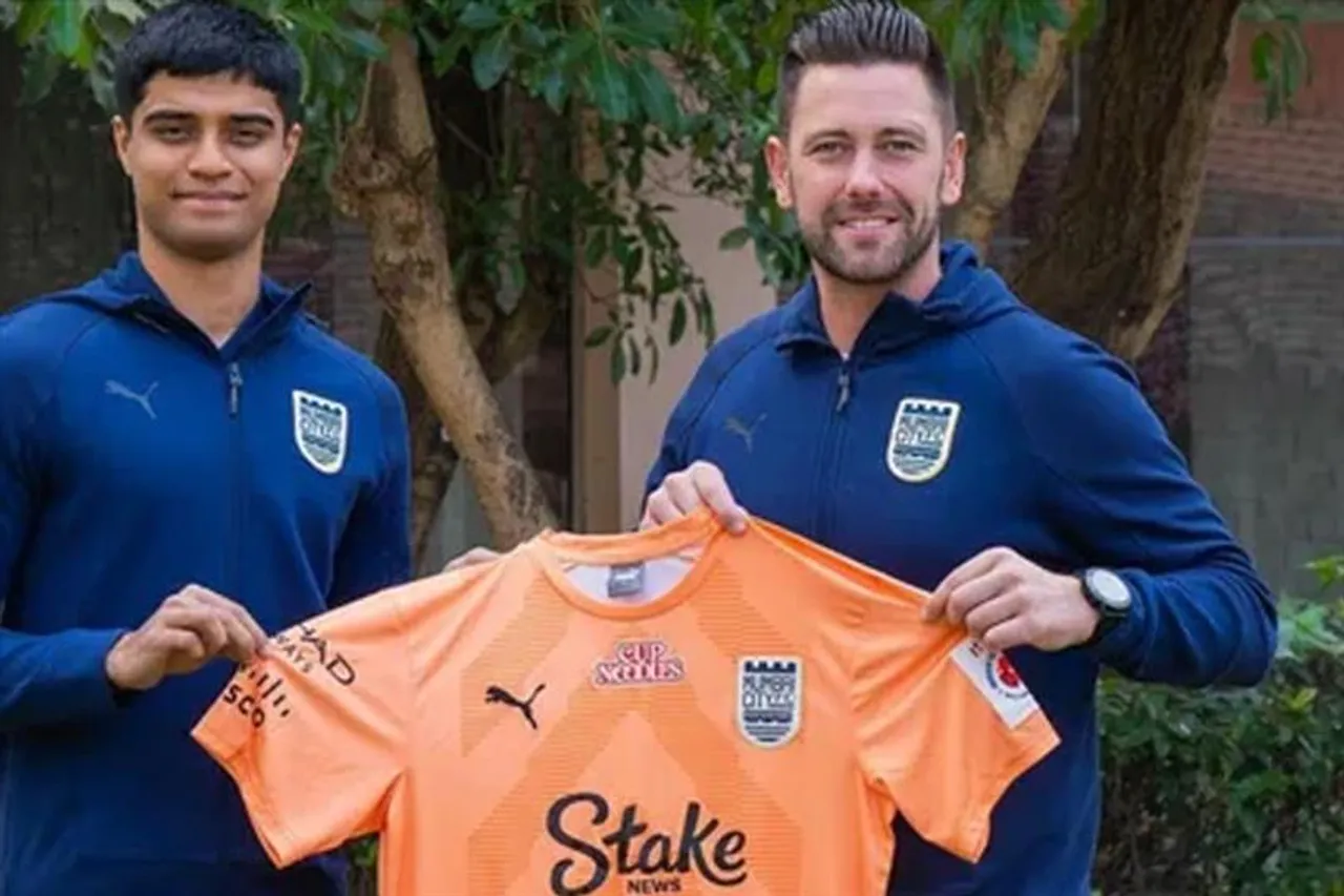 The 18-year-old young goalkeeper has been signed by Mumbai City FC
