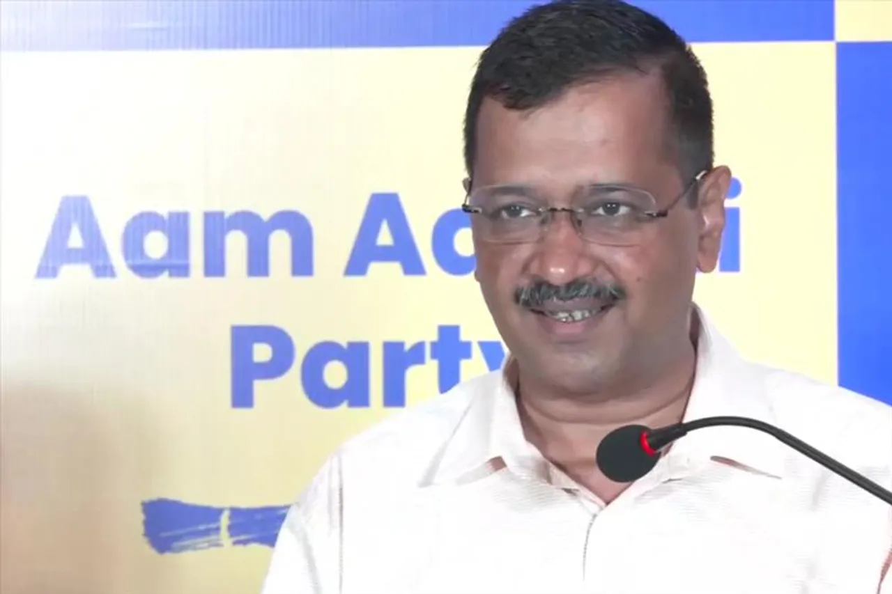 Kejriwal has promised to give Rs. 1,000 to every woman in Goa!