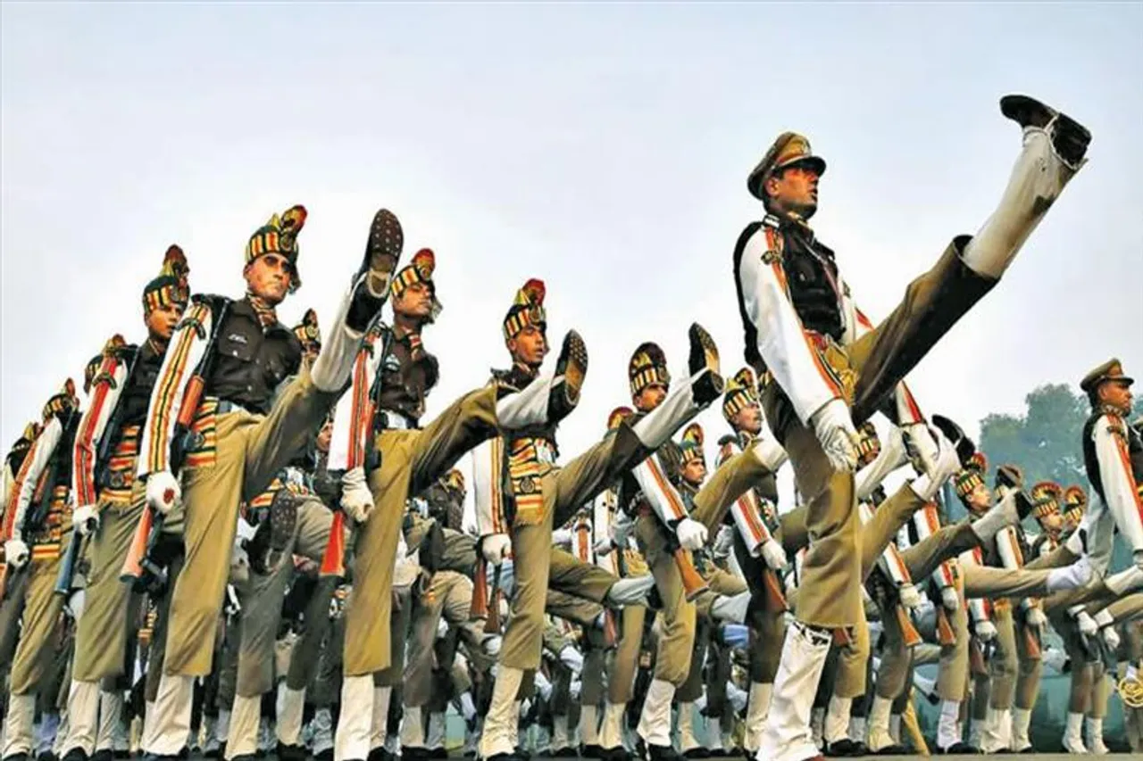 One of the attractions of Republic Day is the parade, know its history
