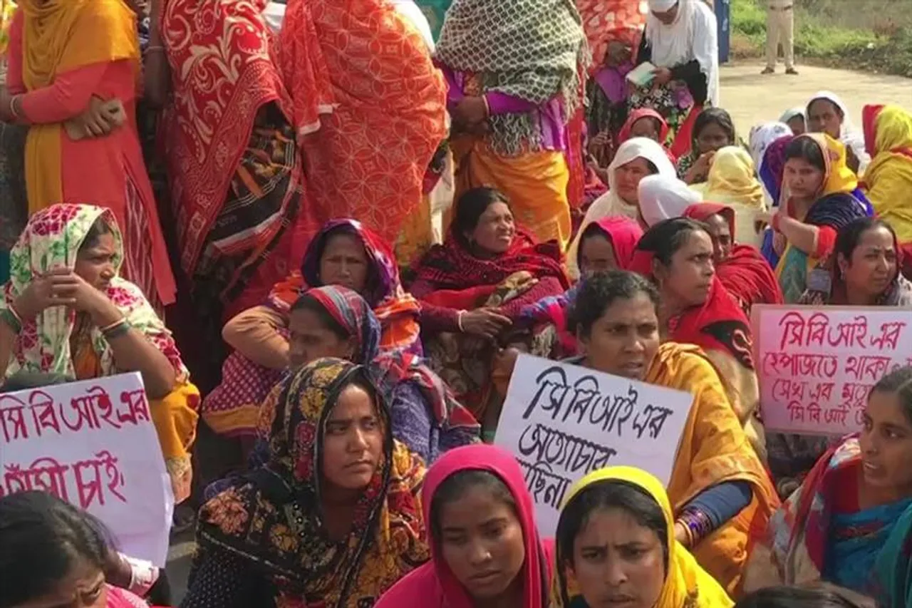 Bogtui: Locals along with family members of Lalan Sheikh, protest at Rampurhat CBI camp