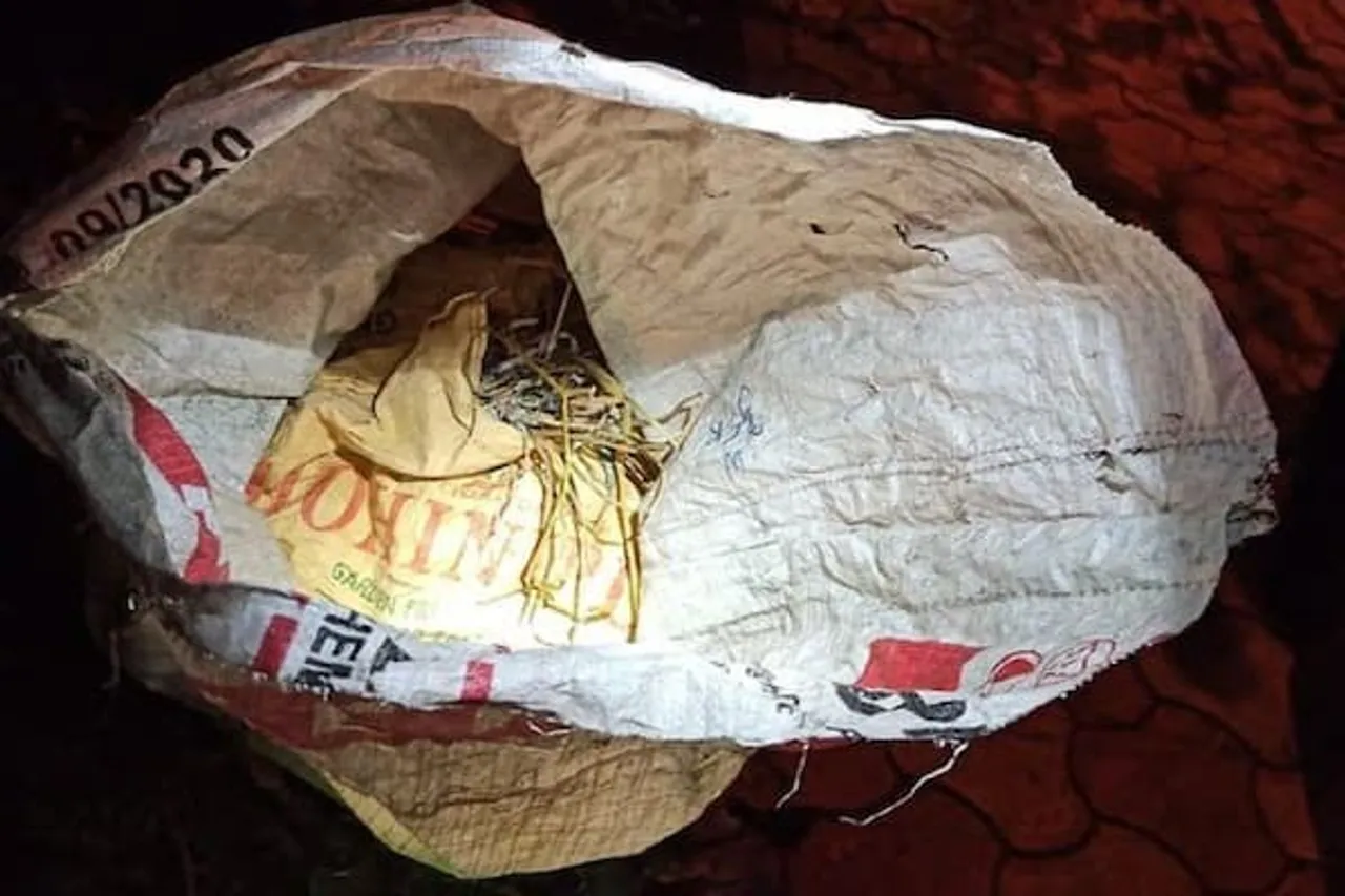 Bomb found in Kolkata