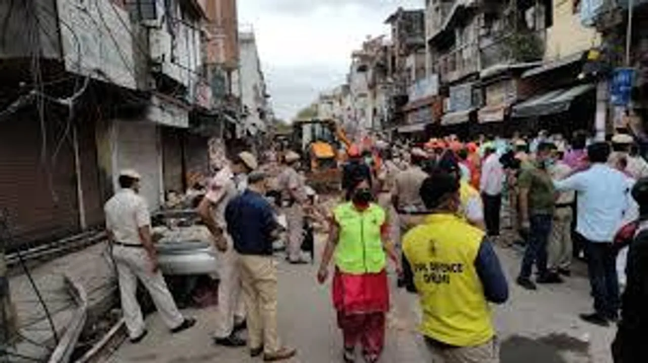 Four-storey building collapses in Delhi’s Malkaganj; 2 kids die under rubble