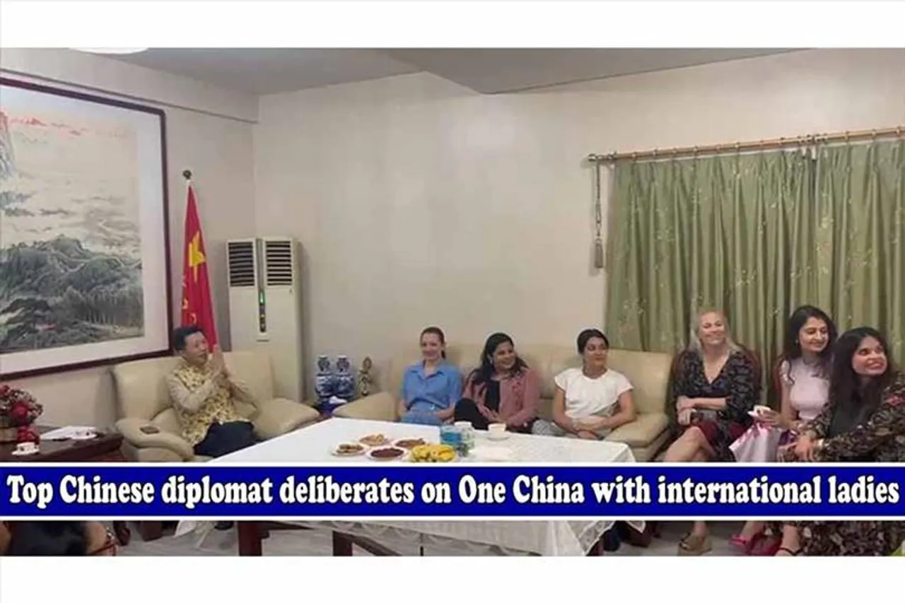 Top Chinese diplomat deliberates on One China with international ladies