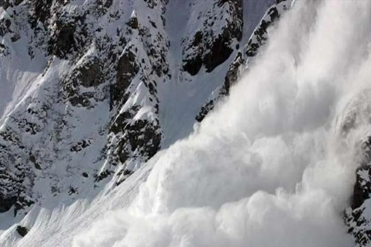 J&K: An Avalanche warning has been issued with a 'High Danger' level