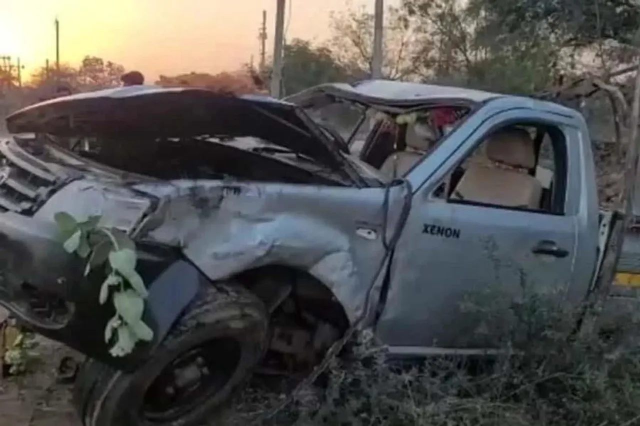 11 killed, several others injured in collision between truck and pickup vehicle in Chhattisgarh