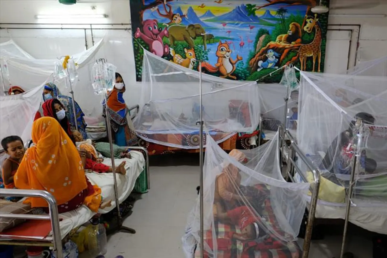 Ahead of Durga puja, now Dengue cases go up in 6 districts