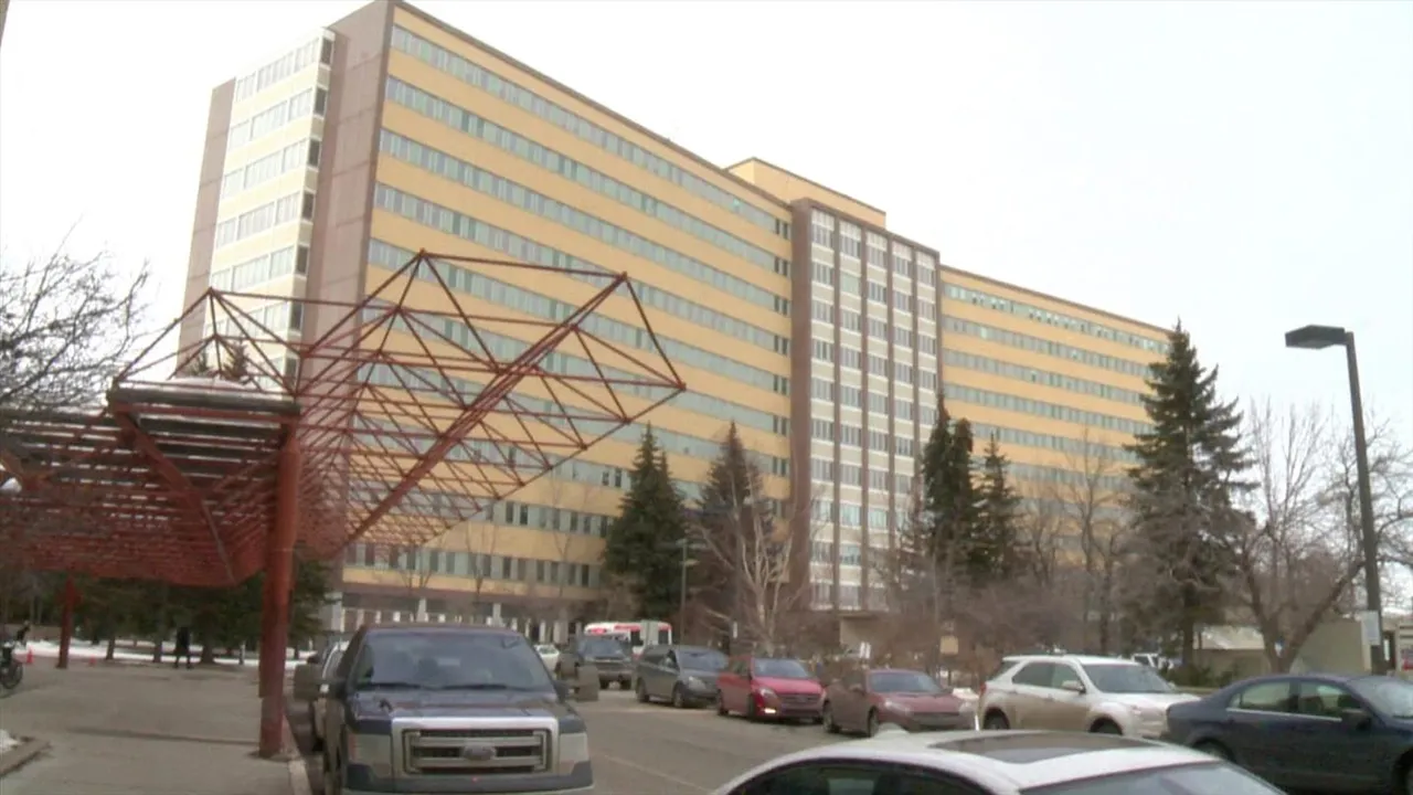 COVID 19...: ALBERTA'S FIFTH WAVE FLOODING HOSPITALS HAS HEALTH CARE WORKERS CONSIDER EARLY RETURN