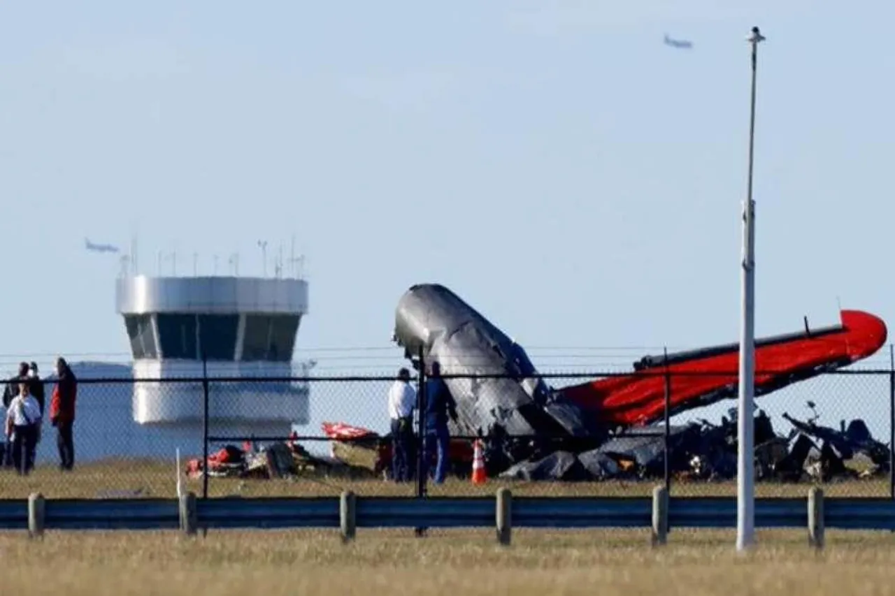 6 confirmed dead in Texas plane crash