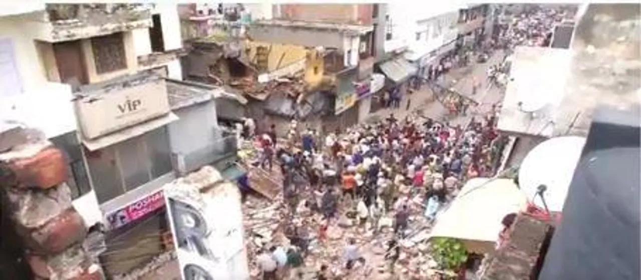 Delhi residential building collapse