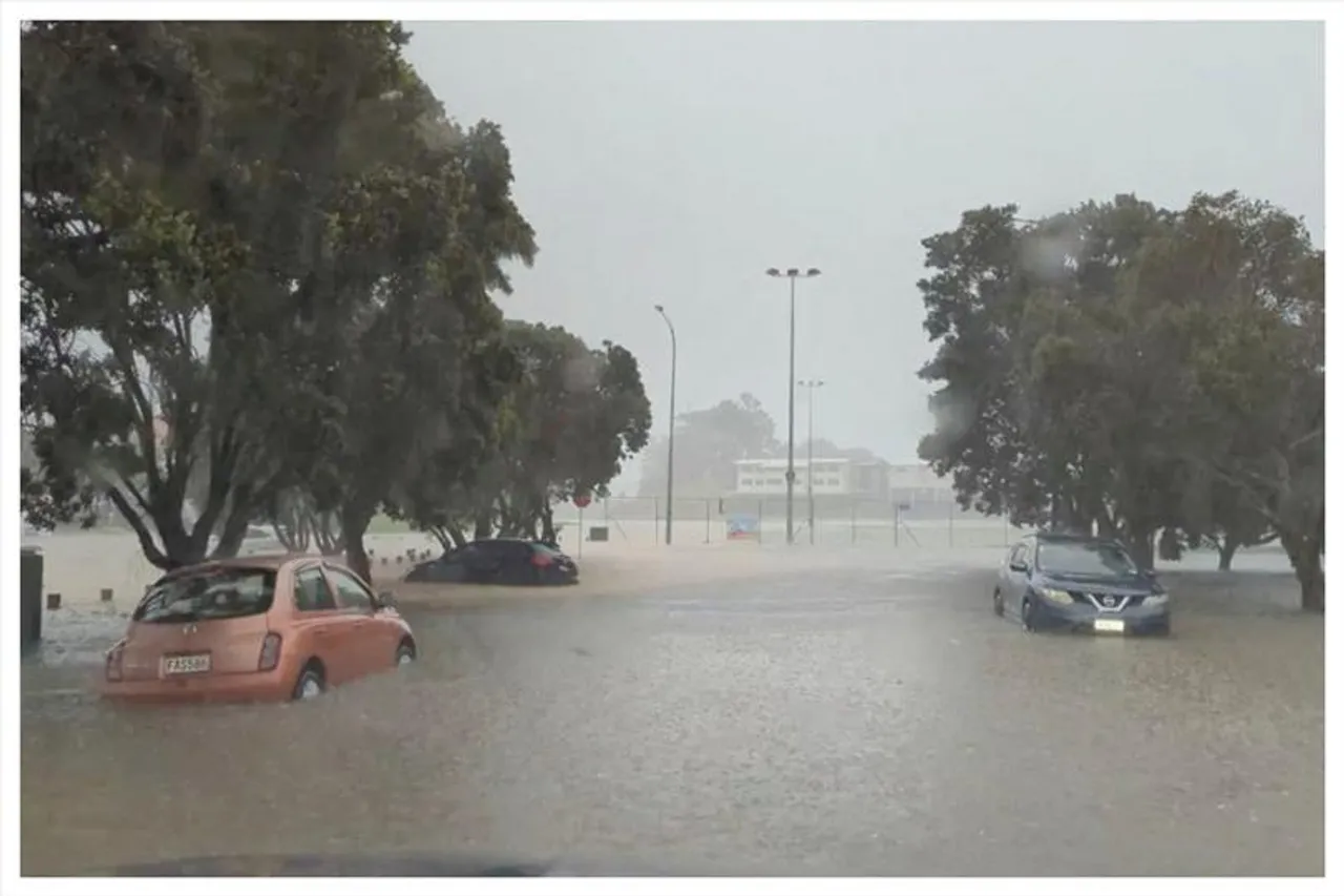 Auckland floods set to continue as new rainstorms loom